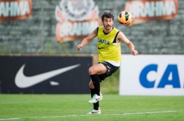 Corinthians antecipa frias de dez atletas, mas trs recusam