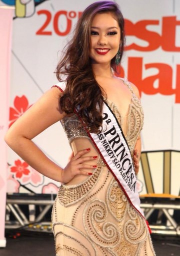 Osvaldo-cruzense segunda colocada no Miss Nikey S�o Paulo 2017 entrega faixa para miss regional no dia 19