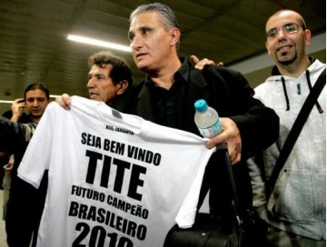 "Corajoso", Tite chega ao Corinthians