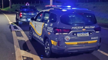 SANTA MERCEDES: na SP-294, Pol�cia Rodovi�ria prende homem e recupera Hilux furtada