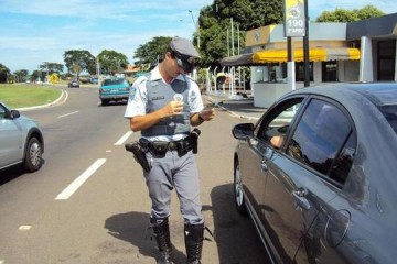 PR intensifica fiscaliza��o nas estradas da regi�o da Nova Alta Paulista