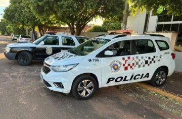 Homem morre em acidente entre motocicletas em estrada de Caiu�