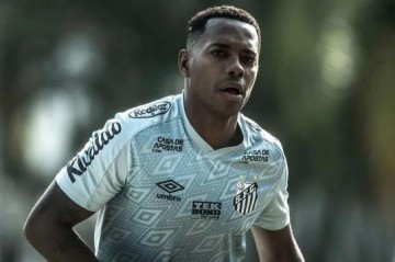 Maioria do STJ decide que Robinho deve cumprir pena de pris�o no Brasil por estupro cometido na It�lia