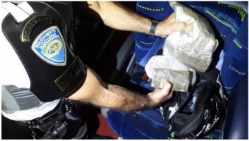 Mulher � presa por tr�fico internacional de droga ao ser flagrada com haxixe durante fiscaliza��o na SP-270