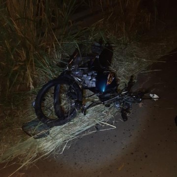 Acidente mata duas pessoas em Luc�lia na SP-294