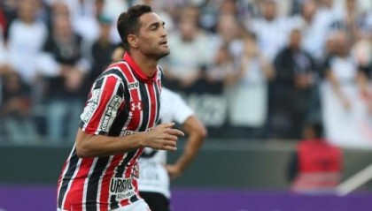 Gilberto tem uma proposta de dois anos do Corinthians (Foto: Rubens Chiri/saopaulofc.net)