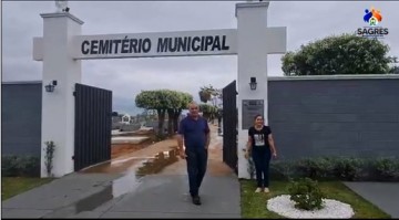 VDEO: Sagres entrega obra de revitalizao do Cemitrio Municipal