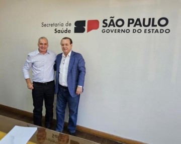 Prefeito Beto Pires de Sagres pede ambul�ncia ao Secret�rio de Estado da Sa�de, Eleuses Paiva