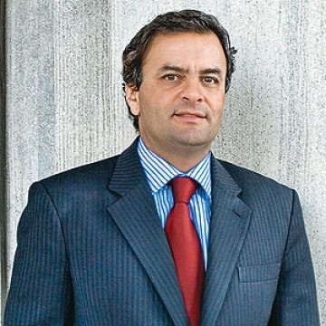 A�cio Neves descarta ser vice na chapa de Serra