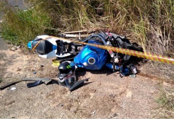 Rapaz morre em batida entre motocicleta e carro na Rodovia �ngelo Rena