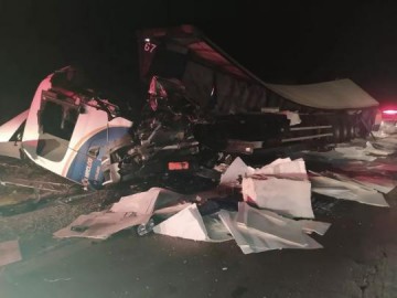 Acidente mata caminhoneiro em Dracena