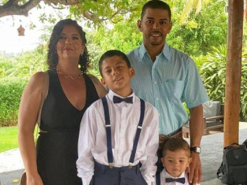 BMW bate em carro e deixa cinco pessoas da mesma fam�lia mortas na regi�o central do Estado