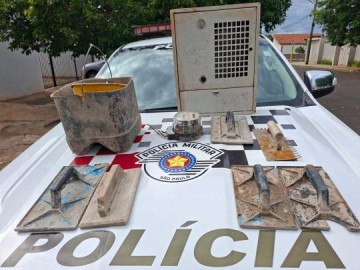 Homem � preso suspeito de tentar furtar ferramentas em obra de igreja, em Osvaldo Cruz