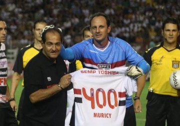 Muricy completa 400 jogos e Tricolor vence a primeira fora de casa