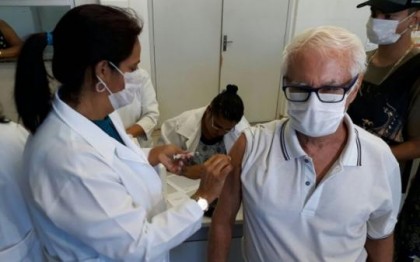 Campanha de vacinao contra a gripe comea nesta segunda-feira (23) em todo pas