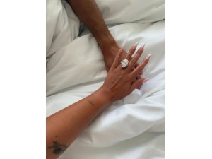 Cristiano Ronaldo pede Georgina Rodriguez em casamento com anel milion�rio