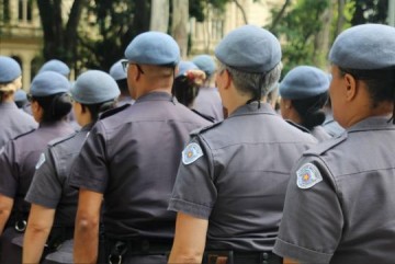PM de SP publica edital para contratar 2,2 mil policiais da reserva para cargos administrativos