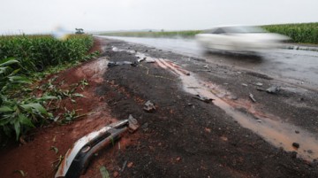 Corpos de Man� e Suzi est�o no Vel�rio de Osvaldo Cruz (atualizada)