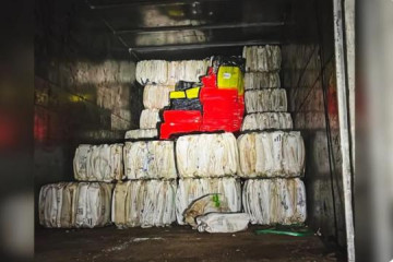 Pol�cia Federal apreende 3,5 toneladas de maconha escondidas em carga de agrot�xico em Pacaembu