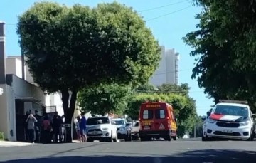 Homem � morto a facadas dentro de im�vel ap�s discuss�o em Ara�atuba