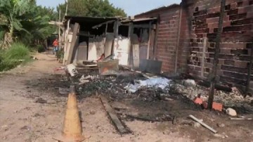 Irm�os de 1, 4 e 8 anos morrem ap�s casa pegar fogo em Campinas