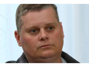 Justi�a nega pedido de Sandr�o para tirar 'Trememb�' do ar em a��o contra a Amazon