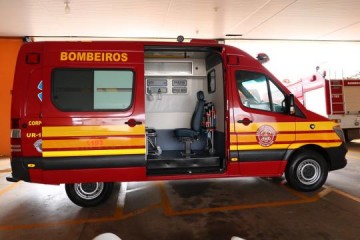 HERO�NA: Bombeiro salva vida de crian�a engasgada em Osvaldo Cruz