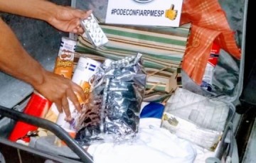 Passageiro � preso com mais de 2 mil comprimidos de rem�dio abortivo proibido