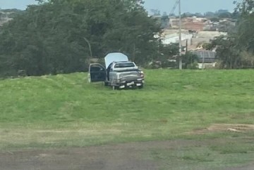 Colis�o traseira na Vicinal Jo�o Vaz Pinto, em Luc�lia, deixa tr�s pessoas feridas