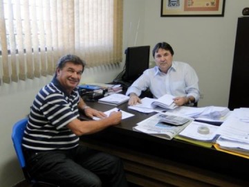 OC tem R$ 500 mil para recupera��o de ruas