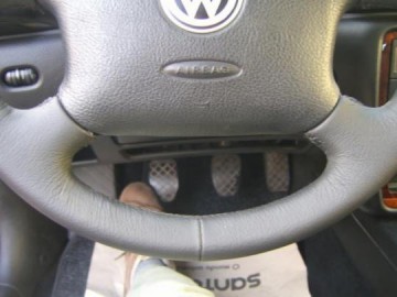 Pai e filha morrem eletrocutados em acidente; motorista � preso