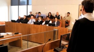 Mulher acusada de matar irm�o a tiros ap�s filha denunciar abuso sexual pode ir a j�ri popular