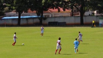 Azul�ozinho em peti��o de mis�ria