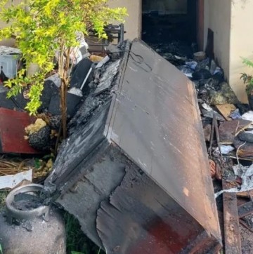 Ap�s 14 dias internado, morre cadeirante que teve 80% do corpo queimado em inc�ndio