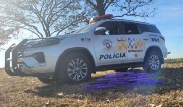 PM Rodovi�ria prende passageiro de �nibus com 19 tijolos de maconha