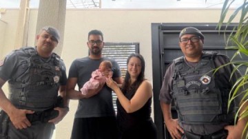 Policiais salvam beb� de 30 dias engasgada em Tupi Paulista