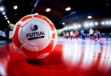 Campeonato de F�rias de Futsal de Osvaldo Cruz conhece os primeiros classificados para as semifinais