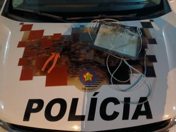 Bandido furta ilumina��o e fios da Pra�a S�o Jos� e acaba preso