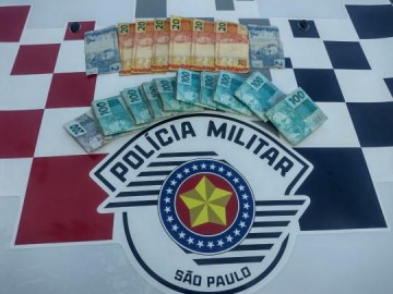 Mulher assalta taxista na vicinal Sagres-Osvaldo Cruz e acaba presa com R$ 10 mil