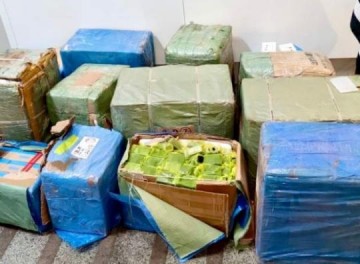 Pol�cia Militar apreende contrabando no valor de R$1 milh�o na SP-563