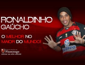 Ronaldinho Gacho assina com o Flamengo