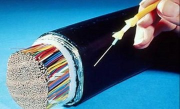 Rompimento de fibra �ptica em Coroados (regi�o de Ara�atuba) deixa consumidores da Vivo sem celulares, internet e telefones fixos