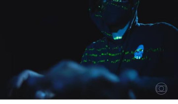 Pol�cia investiga divulga��o de fotos �ntimas de jovens em grupo na internet