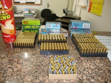 Venceslau: pol�cia encontra muni��es e maconha que seriam entregues no RJ