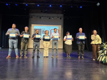 Prefeitura de Sagres recebe 50 minicomputadores da Receita Federal