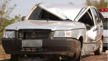 Mais um capotamento com v�tima � registrado na SP-294