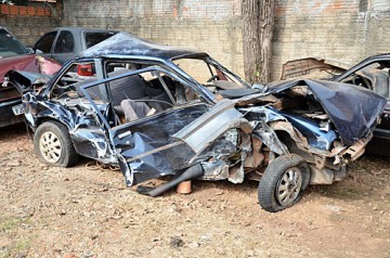 Morre terceira v�tima de acidente com tr�s carros em Buritama