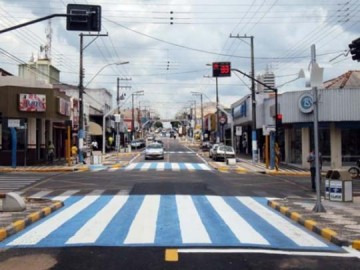 Com�rcio de Osvaldo Cruz est� fechado hoje e amanh�