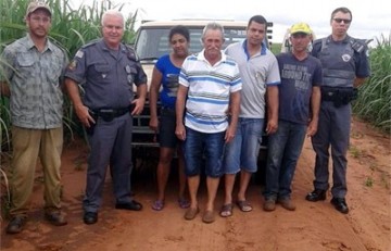 Caminhonete furtada em Bastos  localizada em canavial de Parapu