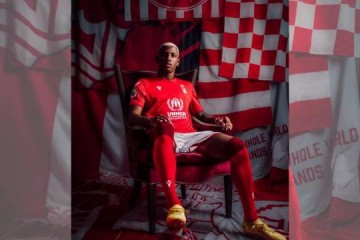 Nottingham Forest anuncia a contratao de Danilo, ex-Palmeiras